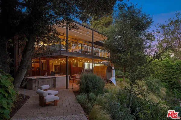 $3,600,000 | 12632 Sunset Boulevard, Los Angeles, CA 90049