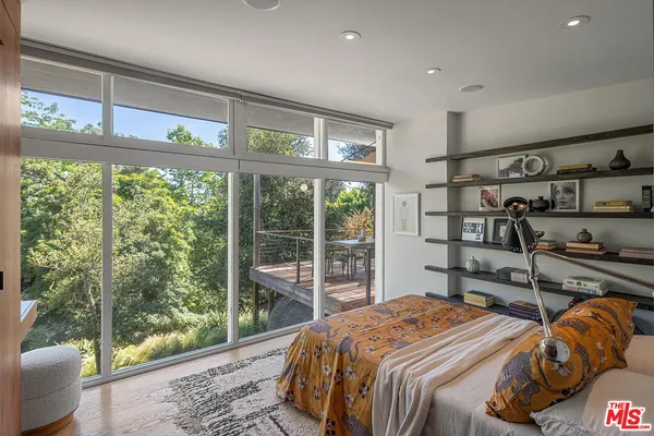 $3,600,000 | 12632 Sunset Boulevard, Los Angeles, CA 90049