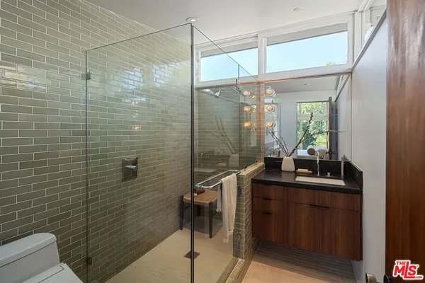 $3,600,000 | 12632 Sunset Boulevard, Los Angeles, CA 90049
