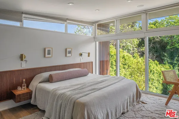 $3,600,000 | 12632 Sunset Boulevard, Los Angeles, CA 90049