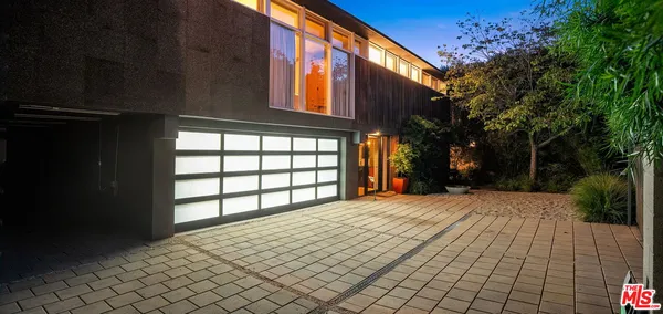 $3,600,000 | 12632 Sunset Boulevard, Los Angeles, CA 90049