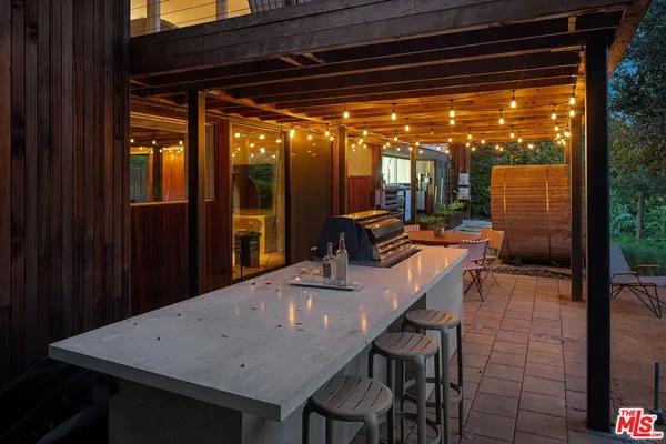 $3,600,000 | 12632 Sunset Boulevard, Los Angeles, CA 90049