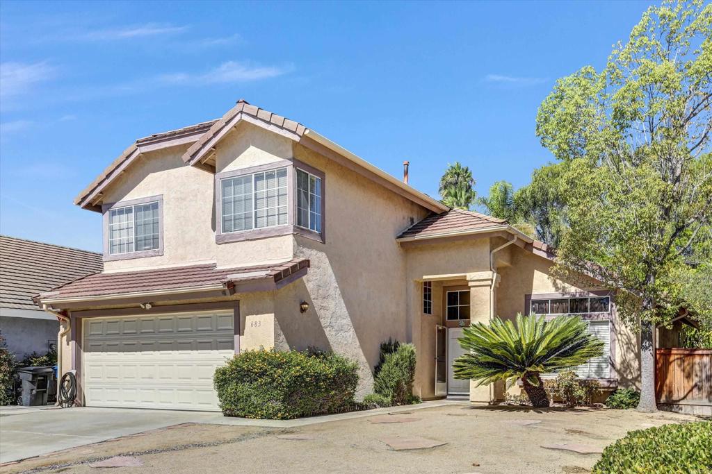683 Rue Avallon Chula Vista, CA 91913 - Photo 4 of 37 Gallery Image 4