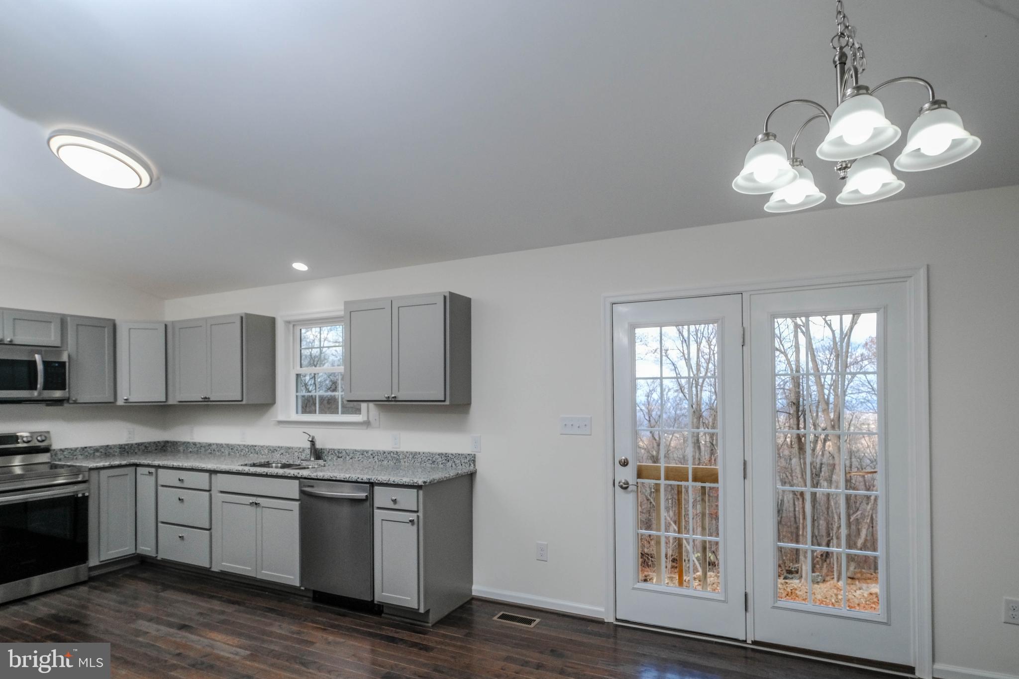293 Markham Farm Road Front Royal, VA 22630 - Photo 22 of 66 Stainless appliances included