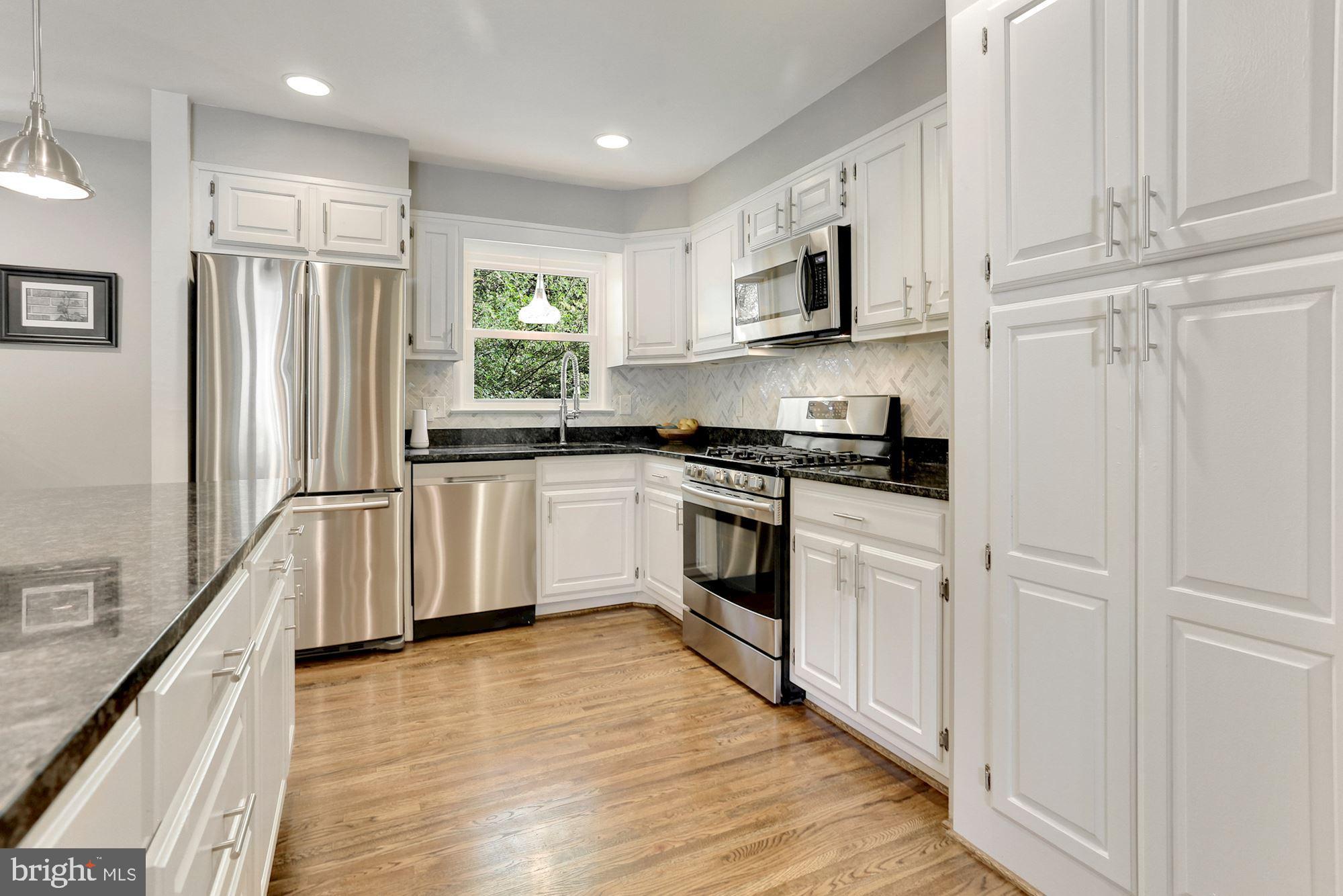 5619 Heming Avenue Springfield, VA 22151 - Photo 13 of 42
