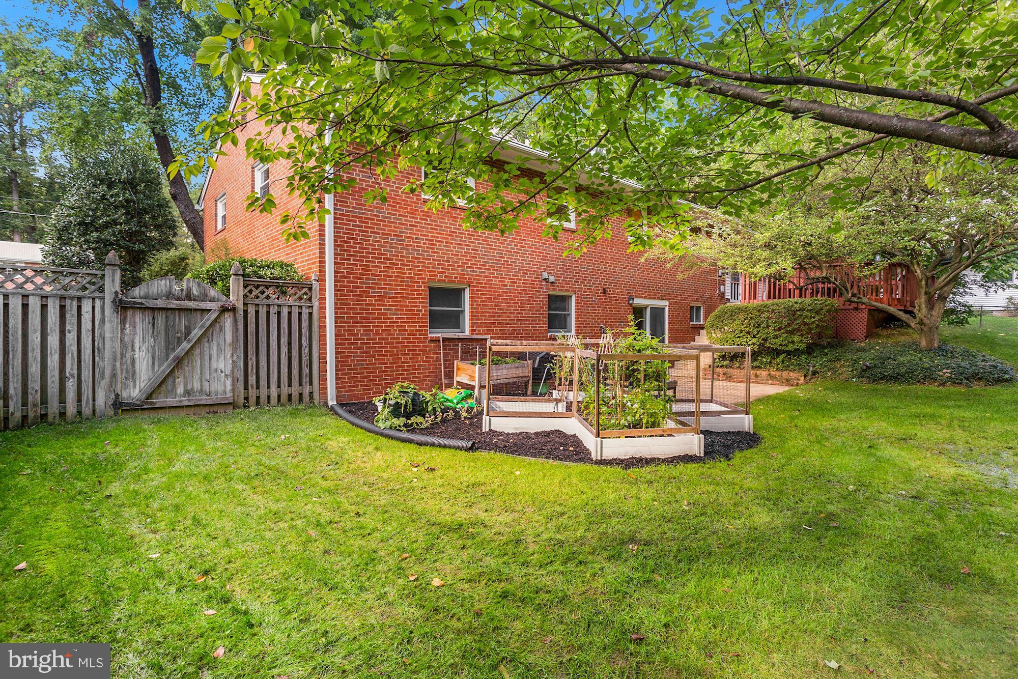 5619 Heming Avenue Springfield, VA 22151 - Photo 36 of 42 Patio