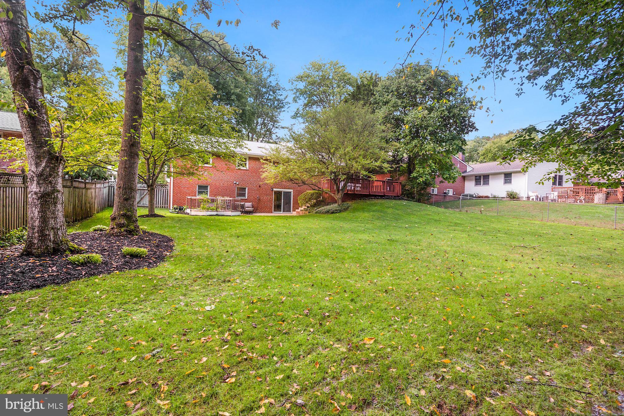 5619 Heming Avenue Springfield, VA 22151 - Photo 37 of 42 Fenced Yard