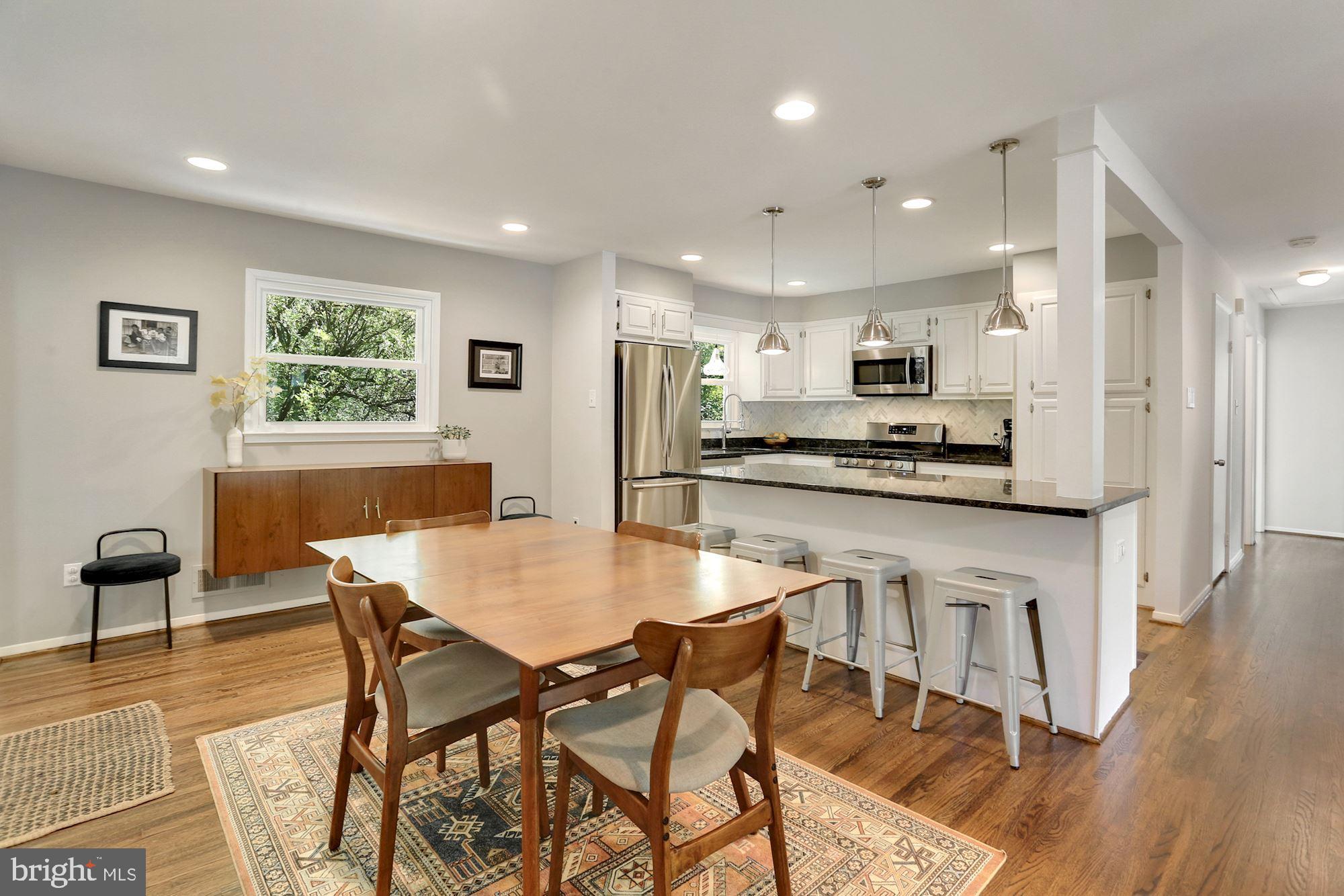 5619 Heming Avenue Springfield, VA 22151 - Photo 8 of 42 Eat-in Area