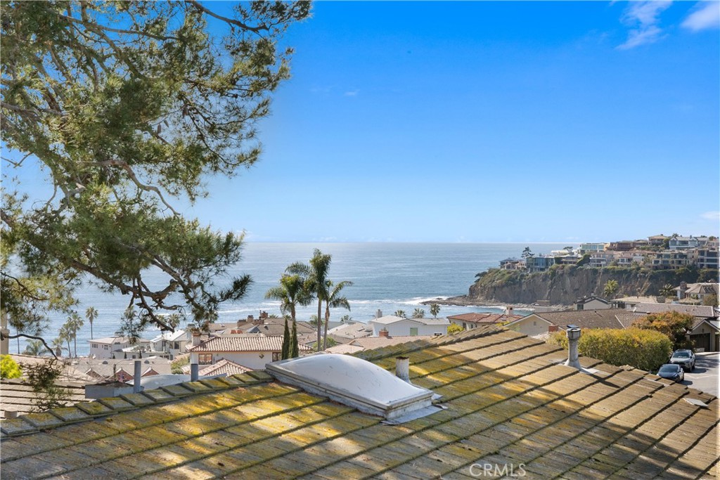 300 Emerald Bay Laguna Beach, CA 92651 - Photo 25 of 31 a view of a terrace with lawn chairs