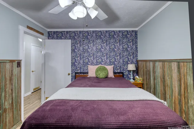 $282,500 | 101 South Bluebonnet Drive, Uvalde, TX 78801