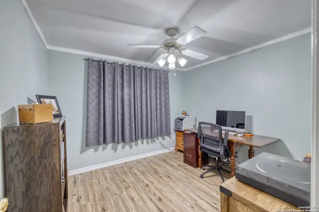 $282,500 | 101 South Bluebonnet Drive, Uvalde, TX 78801