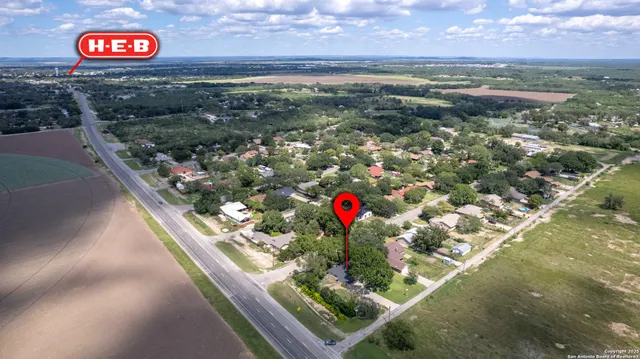 $282,500 | 101 South Bluebonnet Drive, Uvalde, TX 78801
