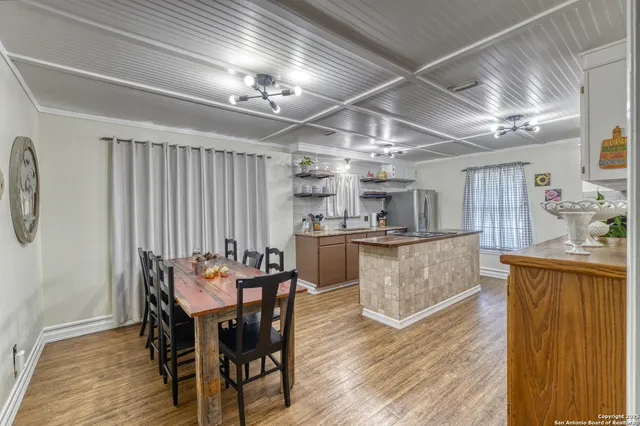 $282,500 | 101 South Bluebonnet Drive, Uvalde, TX 78801