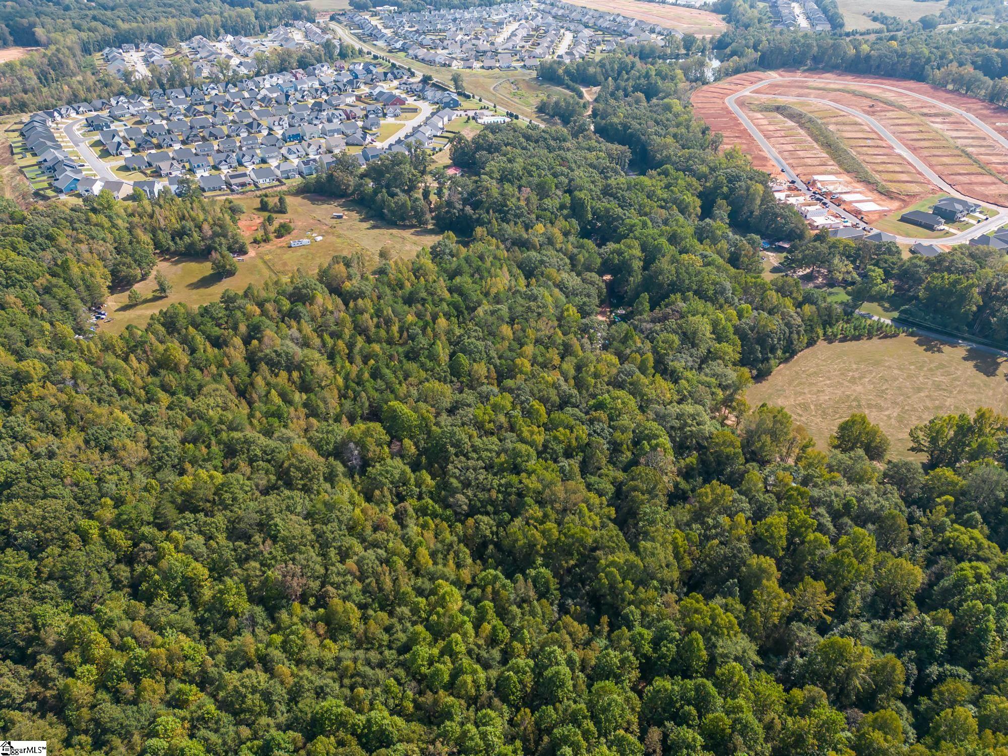276 Burns Road Greer, SC 29651 - Photo 7 of 22