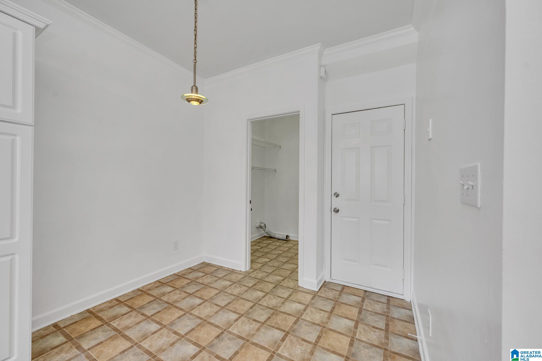 217 Ridge Park Circle Birmingham, AL 35216 - Photo 14 of 34