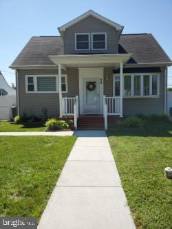 64 Riverside Road Essex, MD 21221 - Photo 1 of 30 Front View