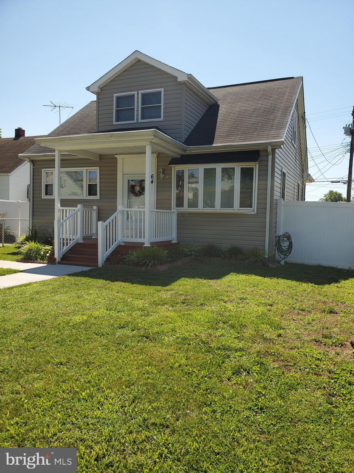64 Riverside Road Essex, MD 21221 - Photo 2 of 30 Side view of Front of the House