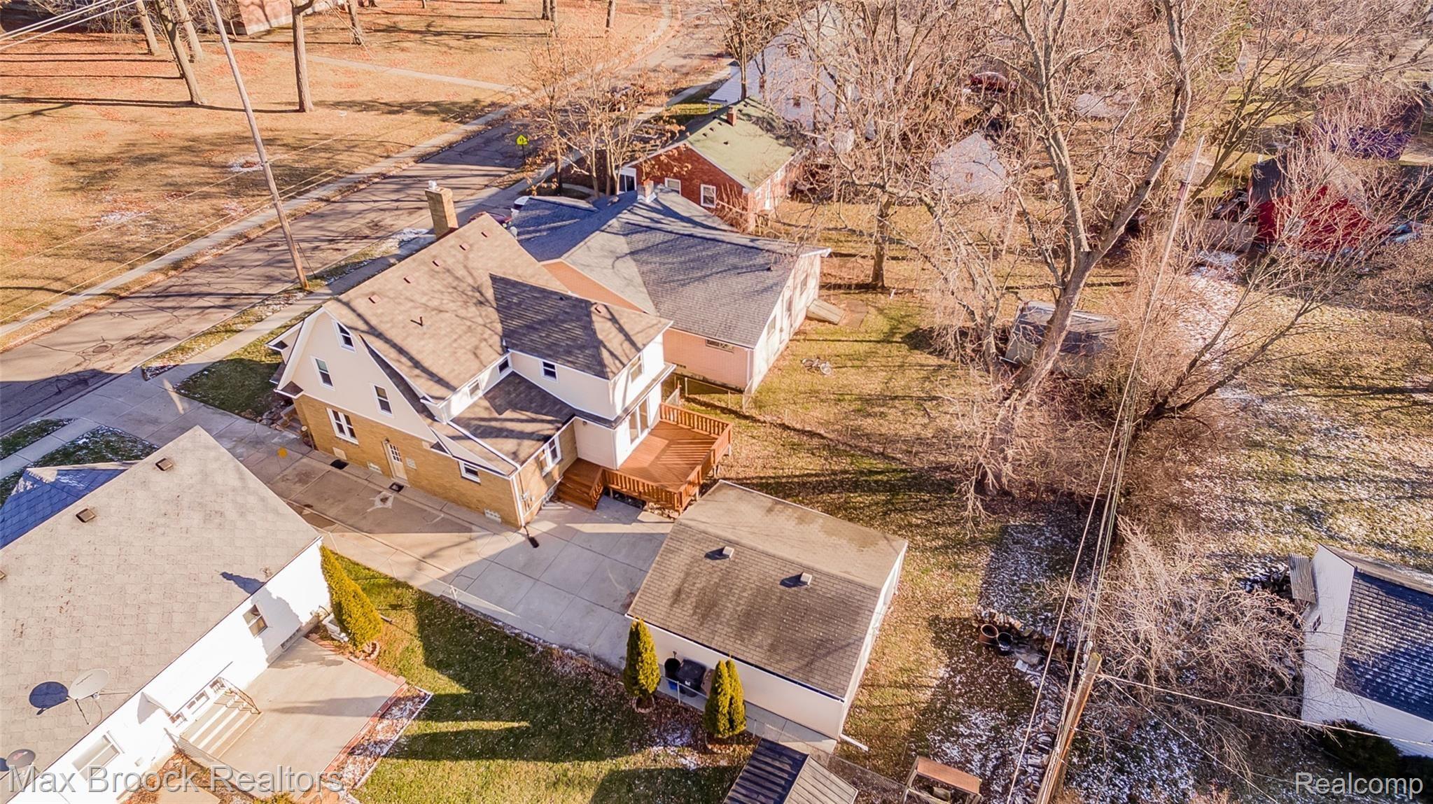 745 Menominee Road Pontiac, MI 48341 - Photo 17 of 21 Overhead Aerial.jpg