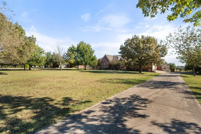 $625,000 | 2420 Branch Creek Road, Venus, TX 76084