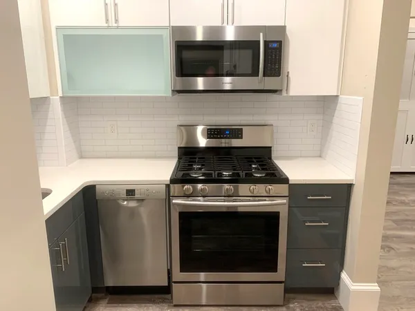 $3,200 | 41 Edgerly Road, Unit 3, Boston, MA 02115