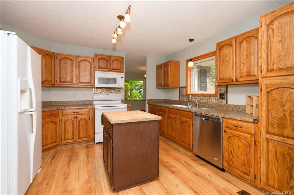 4137 Lake Shore Road South Denver, NC 28037 - Photo 5 of 24