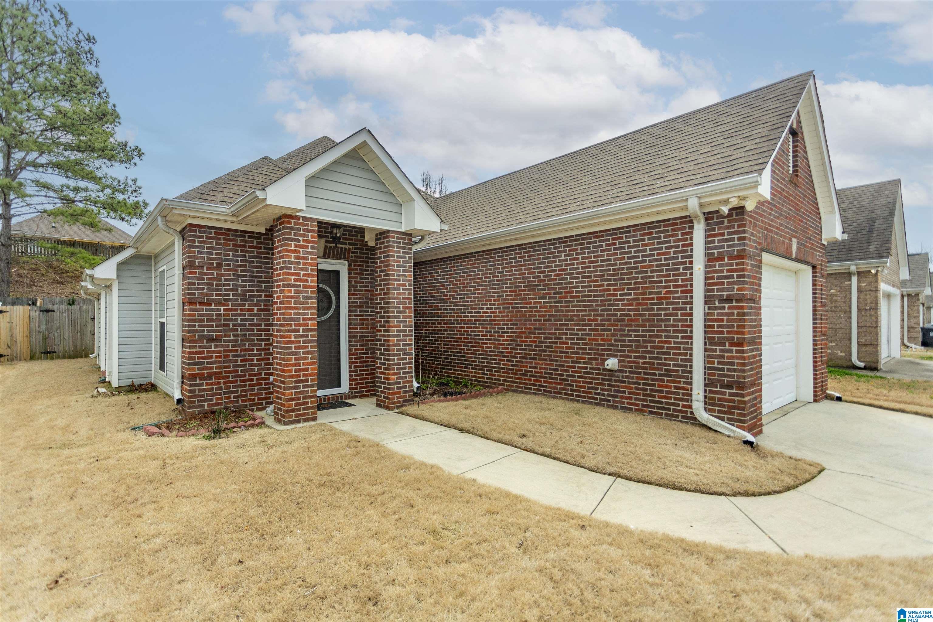 108 Highview Cove Pelham, AL 35124 - Photo 4 of 40