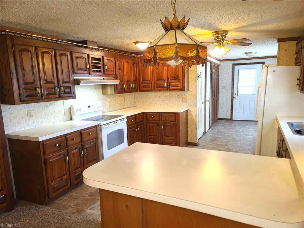 220 Joyner Circle Rural Hall, NC 27045 - Photo 4 of 29