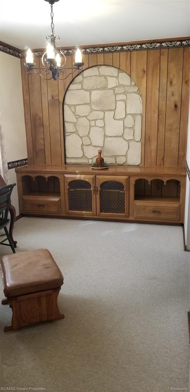 6533 Flintlock Ridge Utica, MI 48317 - Photo 11 of 53 SPACIOUS MAIN FLOOR LIBRARY/OFFICE/BEDROOM