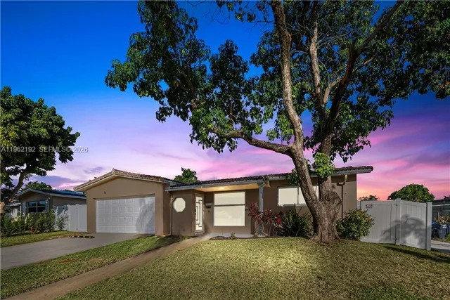 $4,499 | 2101 North 52nd Avenue, Unit 2101, Hollywood, FL 33021