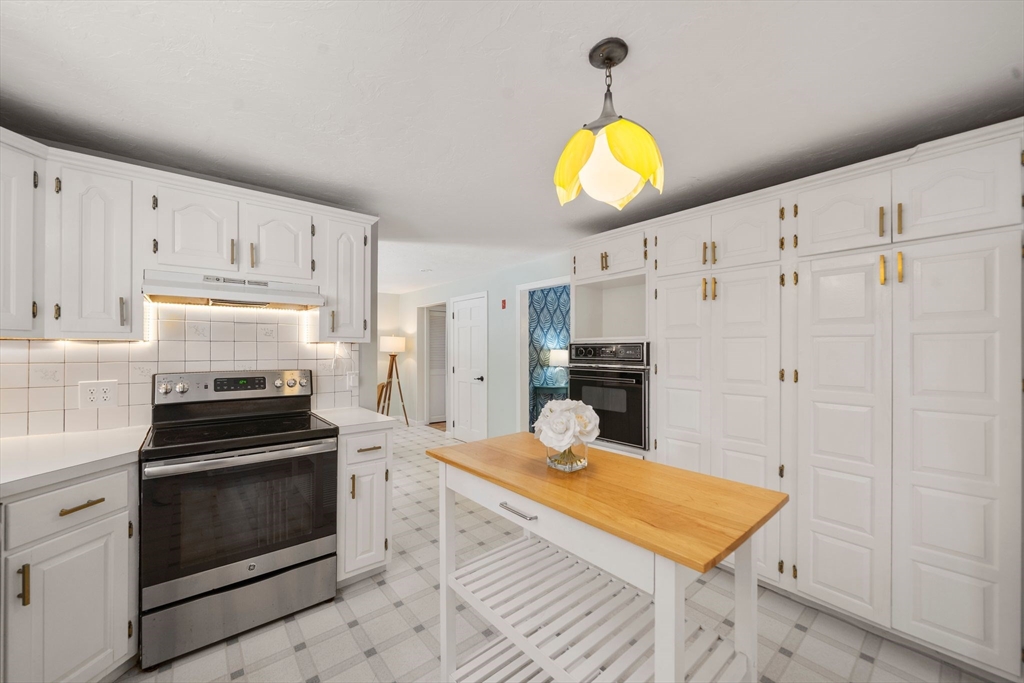 5 Cardinal Road Sandwich, MA 02563 - Photo 18 of 41 a kitchen with cabinets and appliances