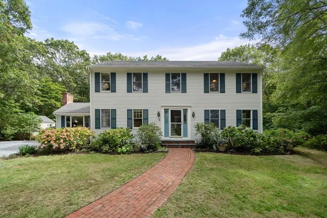 $750,000 | 5 Cardinal Road, Sandwich, MA 02563