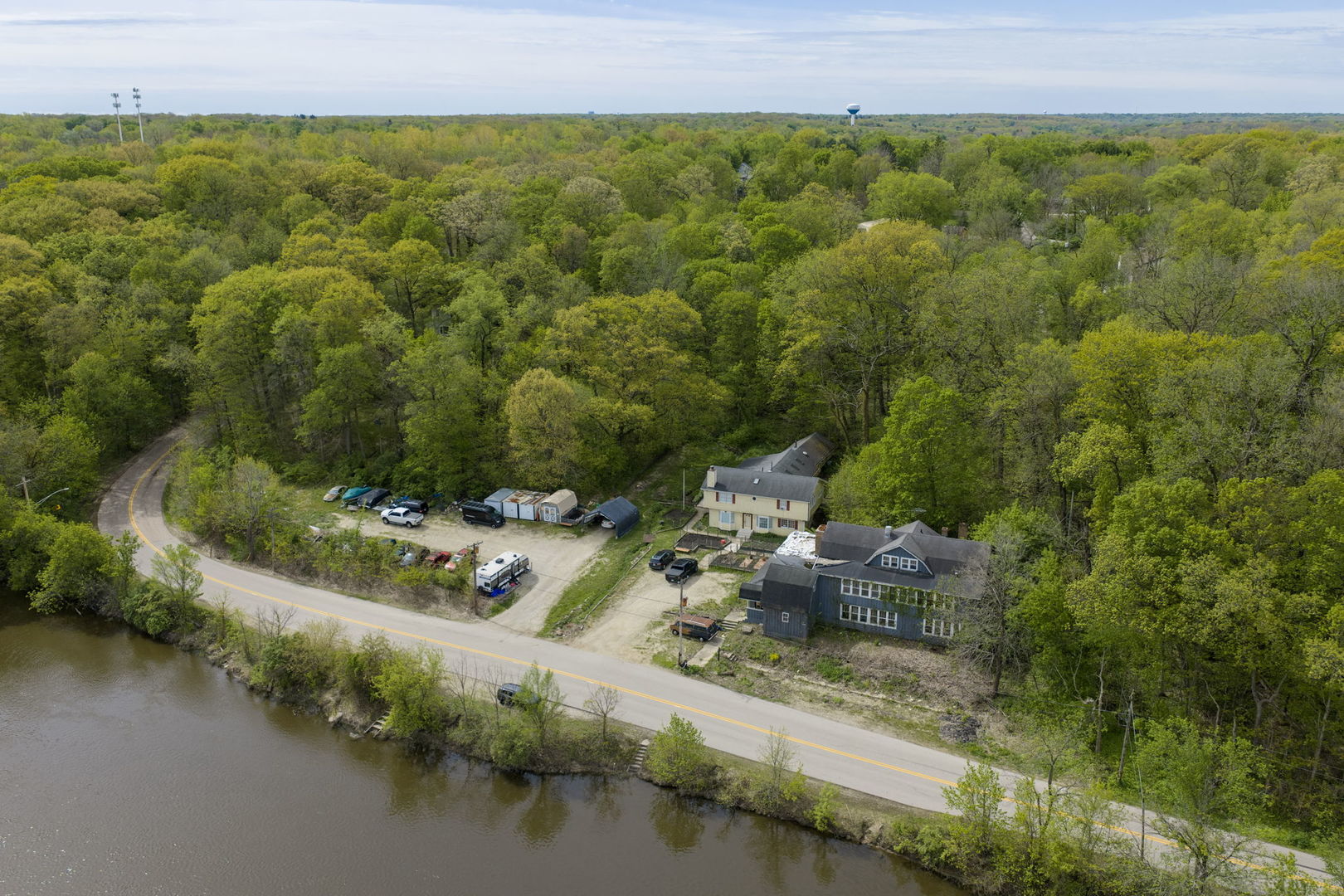 35W333 Riverside Drive St. Charles, IL 60174 - Photo 18 of 29
