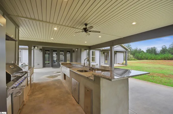$1,085,000 | 7920 Abbeville Highway, Iva, SC 29655