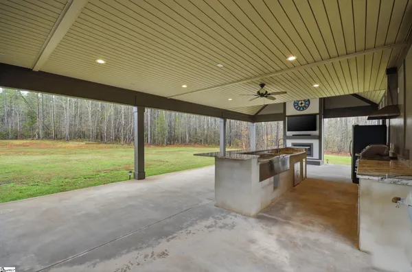 $1,085,000 | 7920 Abbeville Highway, Iva, SC 29655