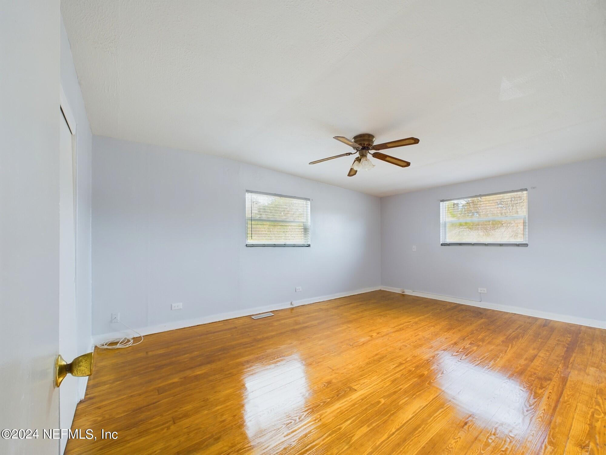 5814 Begonia Road Jacksonville, FL 32209 - Photo 15 of 39 CAM02234G0-PR0012-STILL077_alt no filt