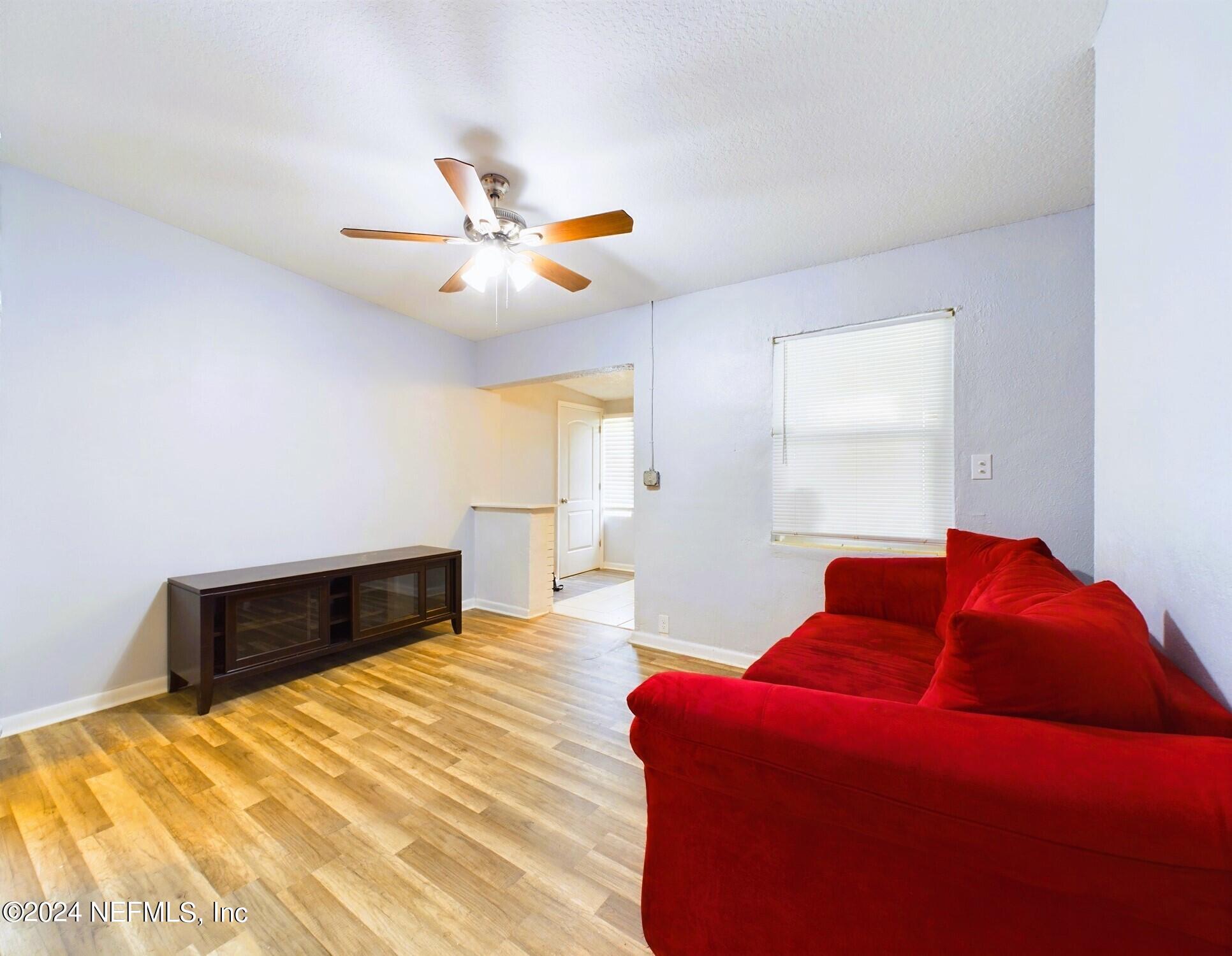 5814 Begonia Road Jacksonville, FL 32209 - Photo 21 of 39 CAM02234G0-PR0012-STILL021_alt