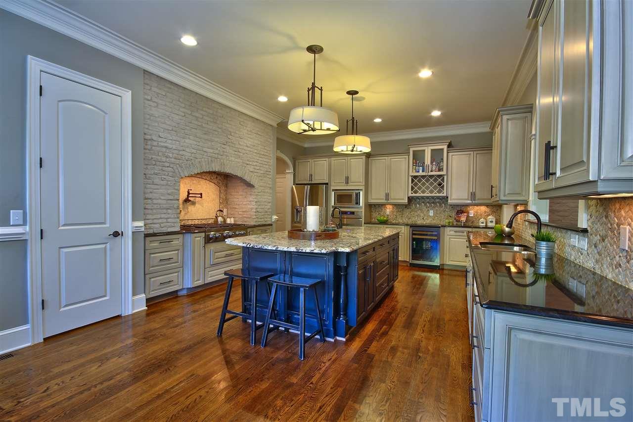 5035 Neiman Cove Raleigh, NC 27612 - Photo 9 of 30 Gallery Image 9