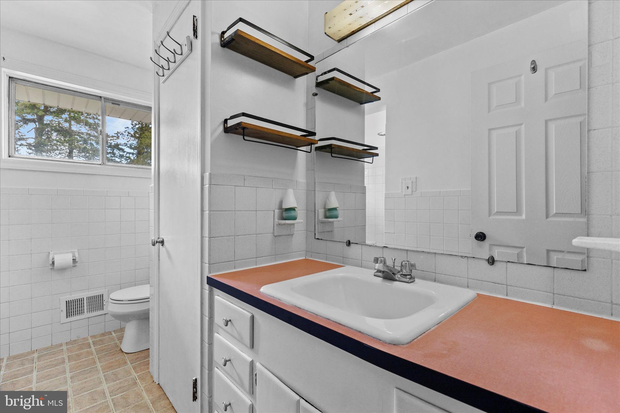 2300 Locust Road Dover, PA 17315 - Photo 15 of 40 Gallery Image 15