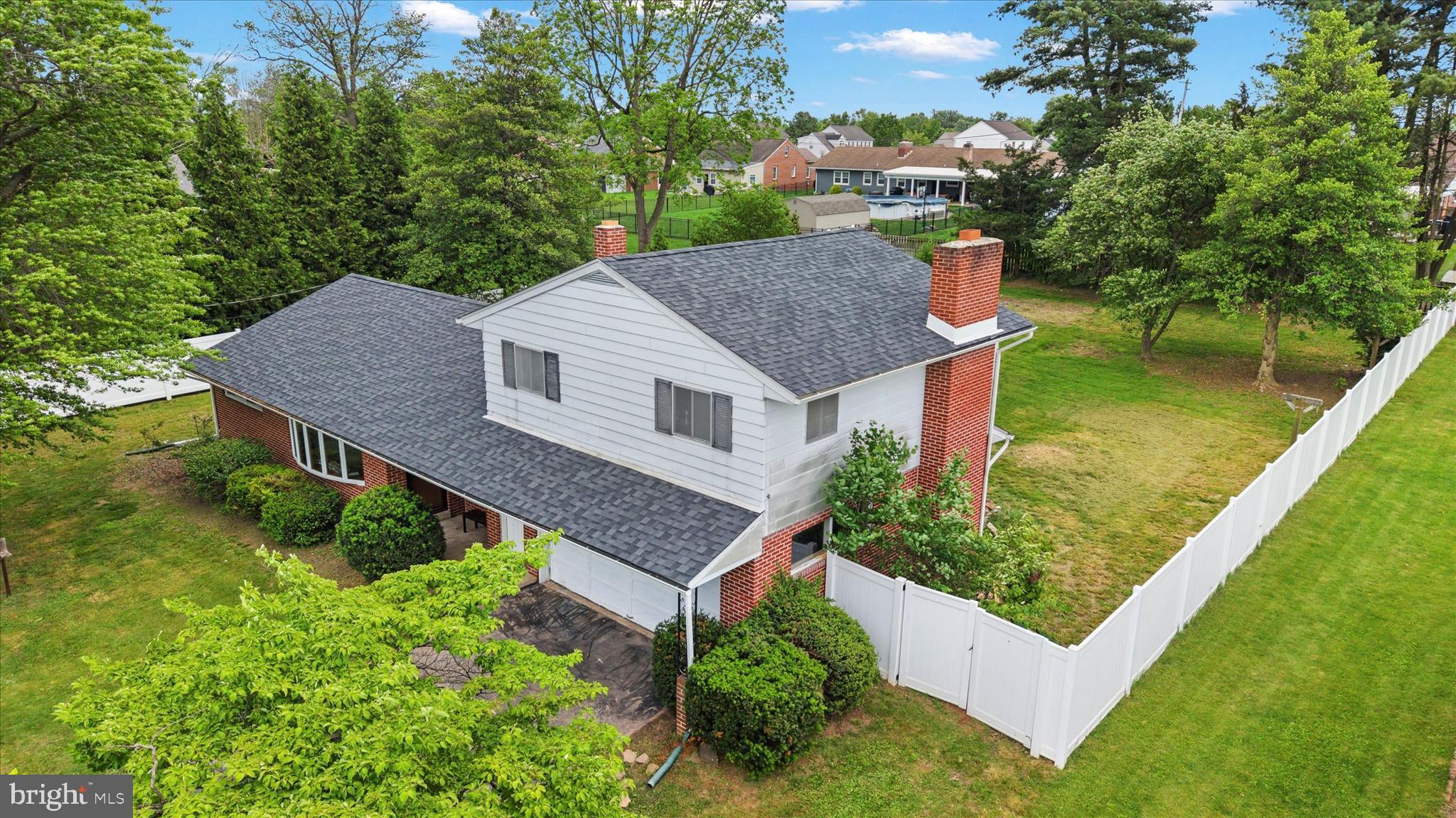 2300 Locust Road Dover, PA 17315 - Photo 3 of 40 Gallery Image 3