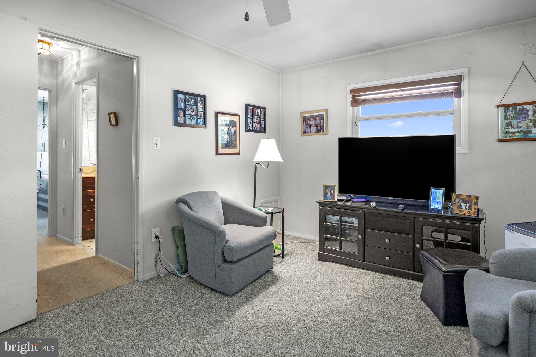 43 Harp Road Levittown, PA 19056 - Photo 15 of 23 Gallery Image 15