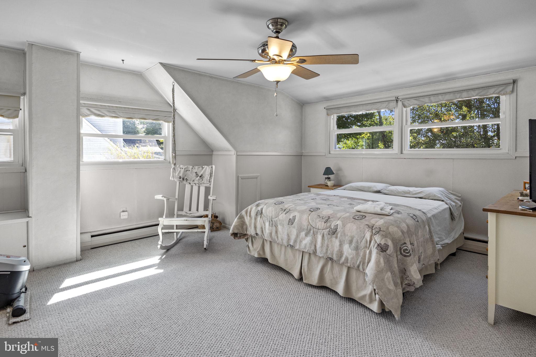 43 Harp Road Levittown, PA 19056 - Photo 16 of 23 Gallery Image 16