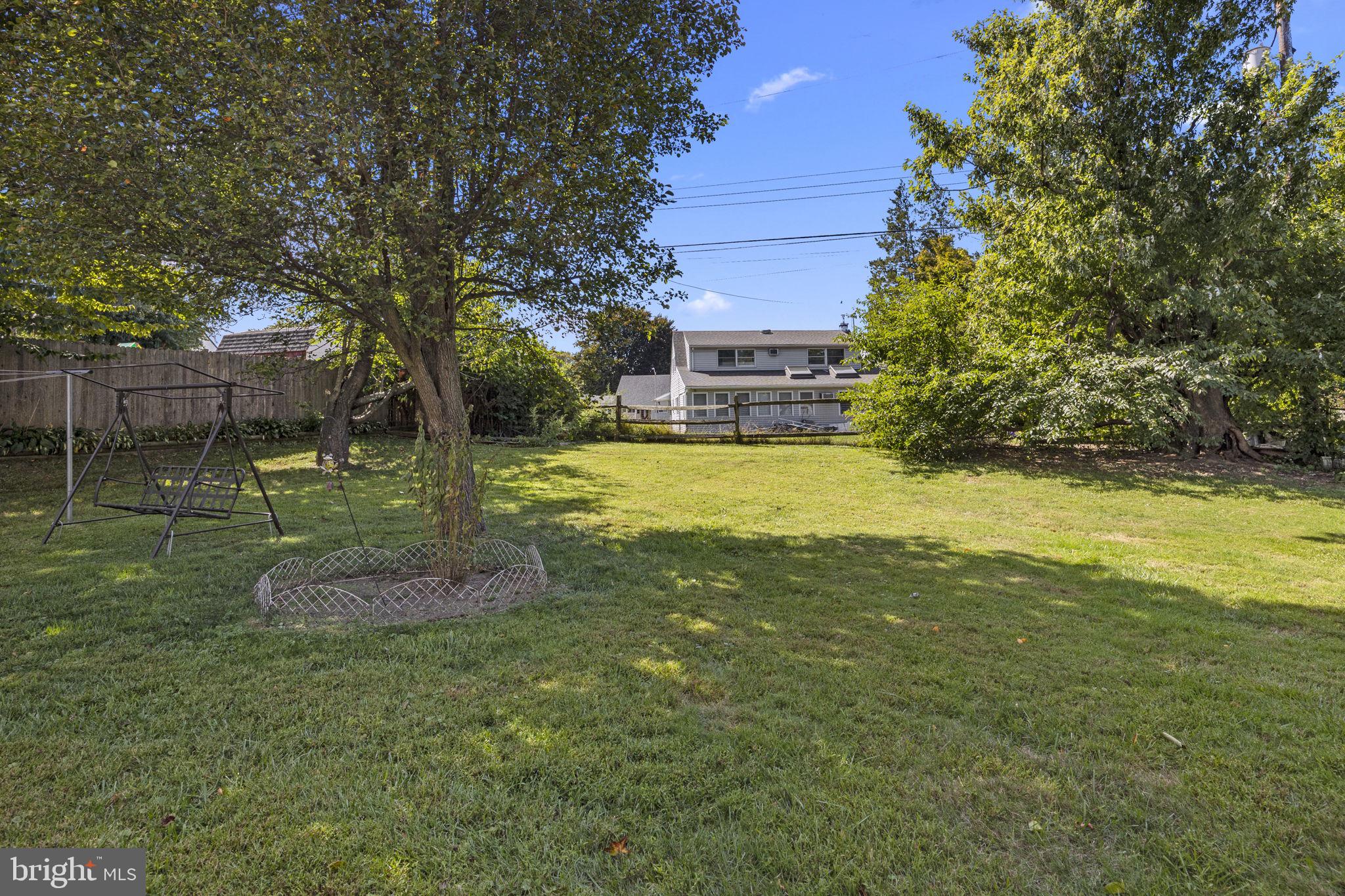43 Harp Road Levittown, PA 19056 - Photo 20 of 23 Gallery Image 20