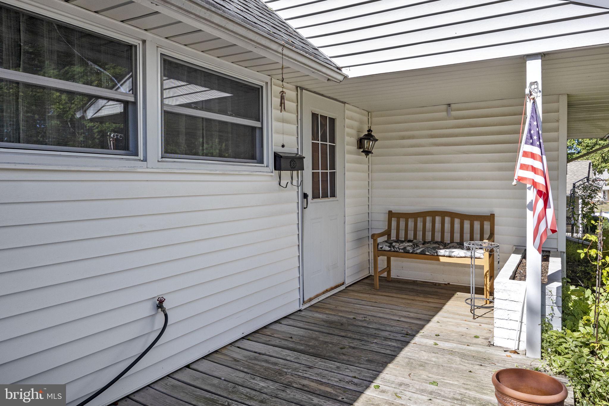 43 Harp Road Levittown, PA 19056 - Photo 3 of 23 Gallery Image 3