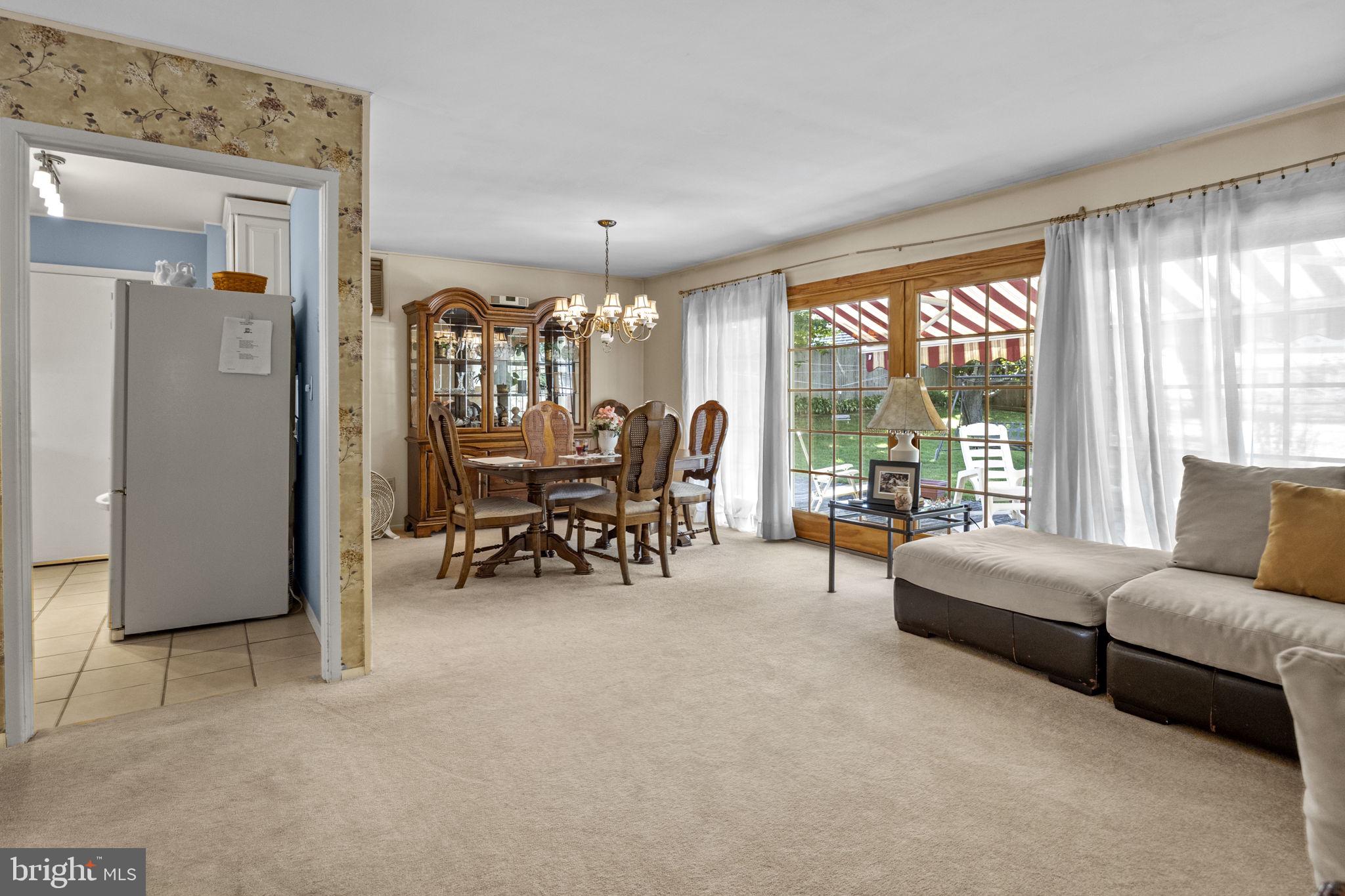 43 Harp Road Levittown, PA 19056 - Photo 6 of 23 Gallery Image 6