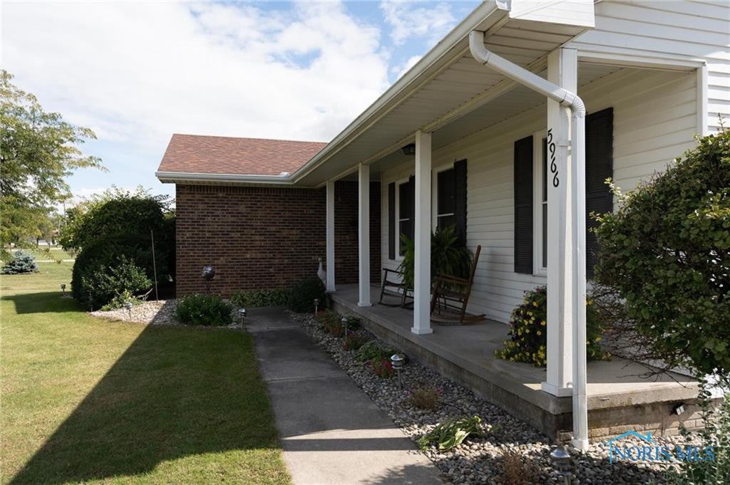 5966 Seaman Road Oregon, OH 43616 - Photo 2 of 27 Photo 2