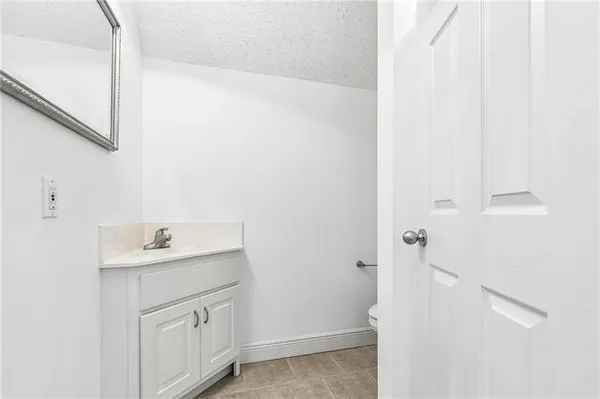 $559,900 | 4100 Transcontinental Drive, Metairie, LA 70006