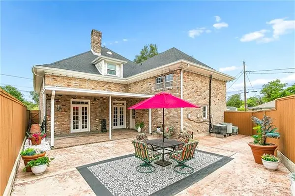 $559,900 | 4100 Transcontinental Drive, Metairie, LA 70006