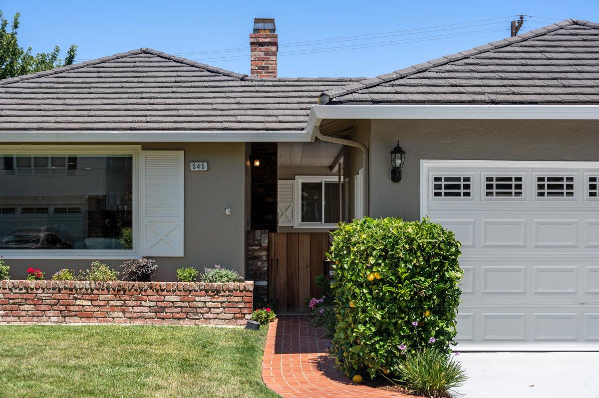 545 Alhambra Road San Mateo, CA 94402 - Photo 4 of 59 a front view of a house