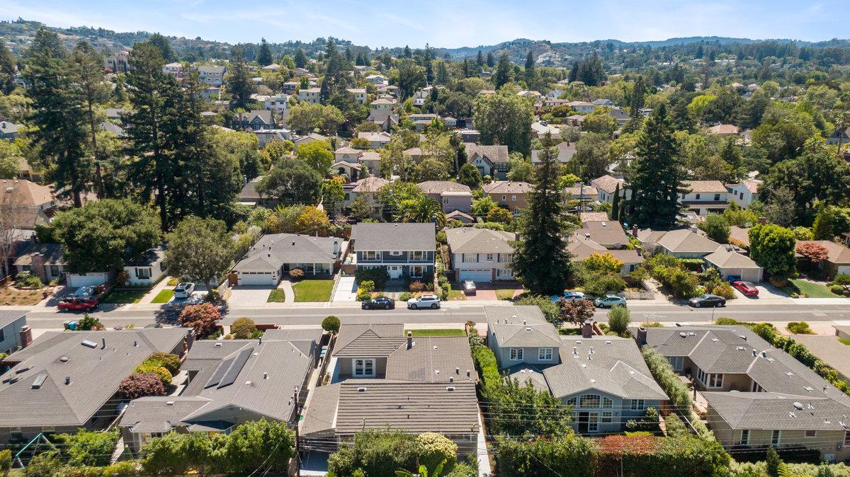 545 Alhambra Road San Mateo, CA 94402 - Photo 53 of 59 an aerial view of residential houses with outdoor space