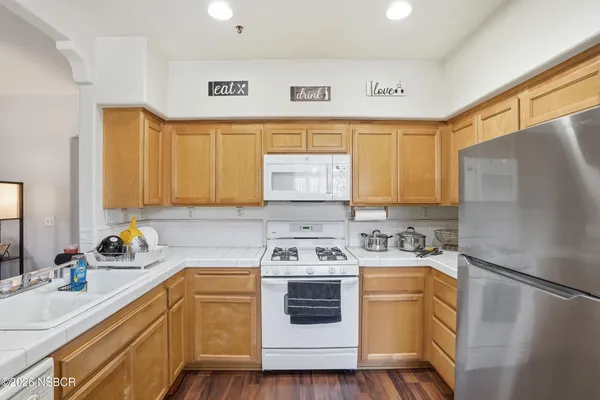 $424,900 | 310 East McCoy Lane, Unit 4C, Santa Maria, CA 93455